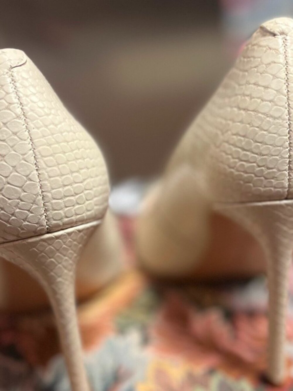 Schutz Sugar White Snake Embossed Lou Women's Pump - Picture 5 of 8